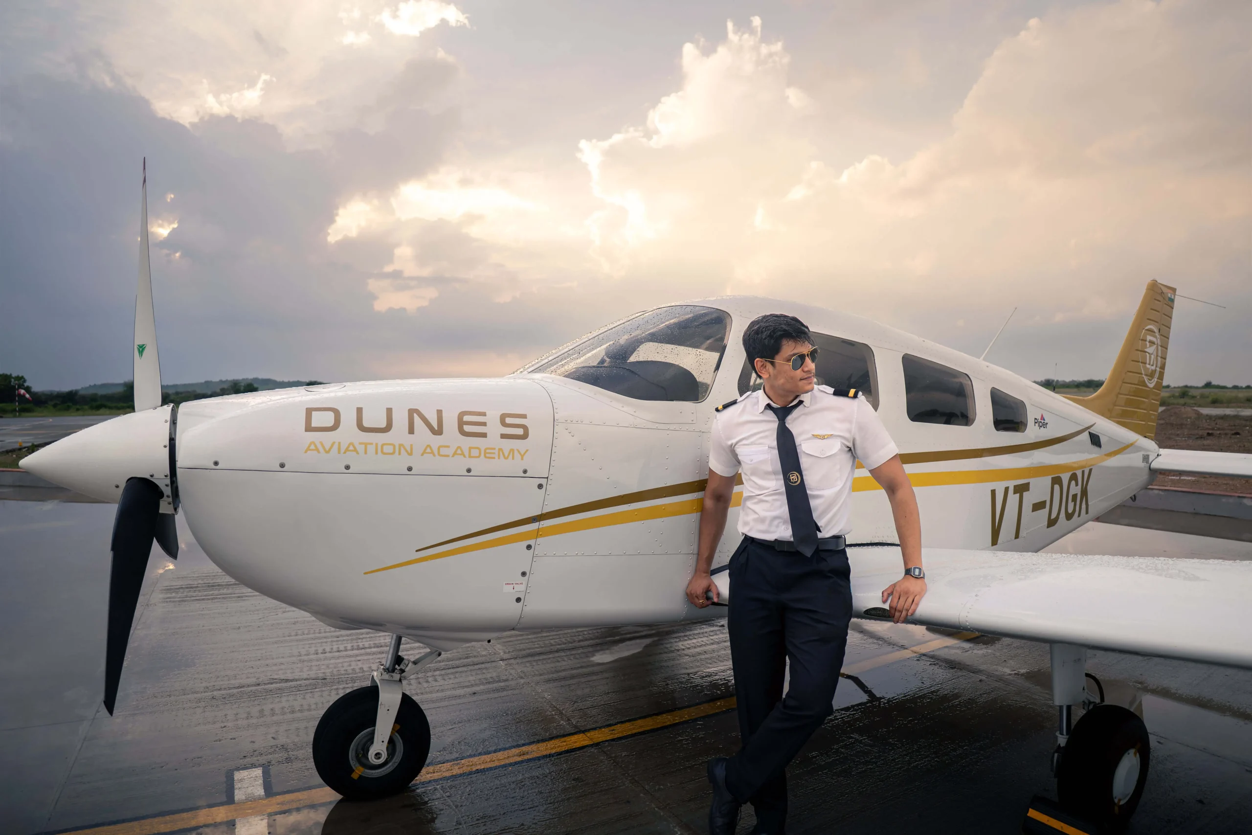myths about pilot life and reality of commercial pilot career